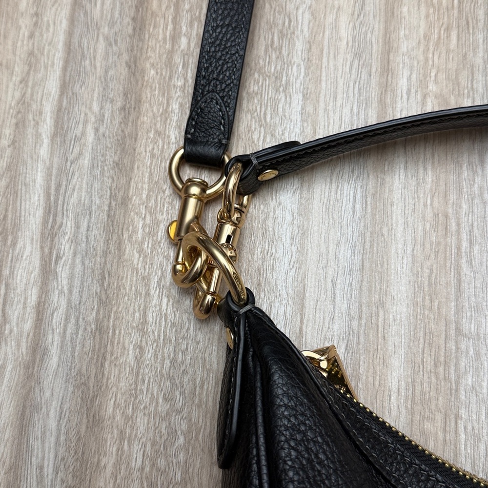 Coach Aria Shoulder Bag in Black Leather Shoulder & Crossbody Purse - Picture 6 of 16